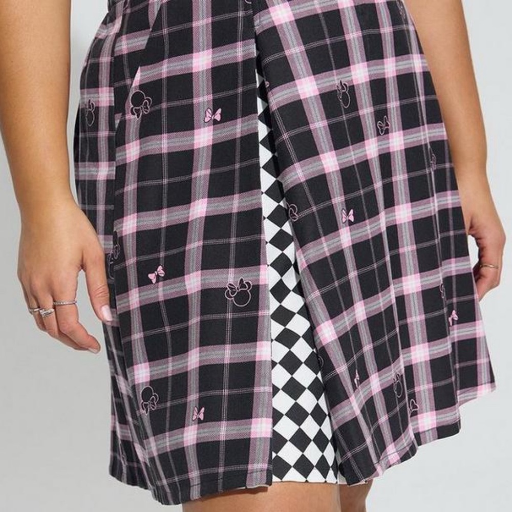 Torrid x Disney Minnie Mouse Pink & Black Plaid Skirtall Jumper Dress 3X 22 24 - Picture 9 of 15